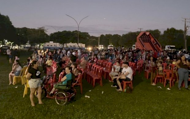 Angélica: Prefeitura municipal realiza 'Cinema na Praça' e proporciona dia de diversão para crianças e familias