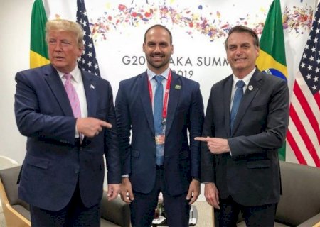 Pelo Twitter, Donald Trump anuncia retaliação ao Brasil elevando tarifas de aço e alumínio