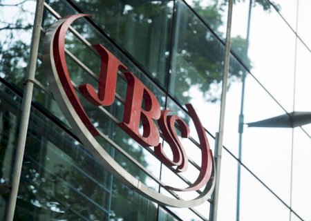 JBS seleciona candidatos para 150 vagas de emprego em Dourados