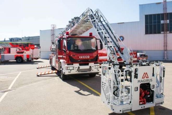 Escada de combate a incêndios chega em dez dias