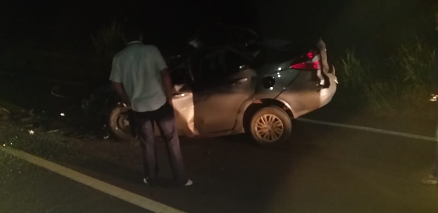 Nova Andradina - Acidente grave entre carro e caminhão com 03 vitimas fatais na MS - 276