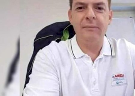 Paramédico morre de coronavírus após ajudar centenas de pacientes