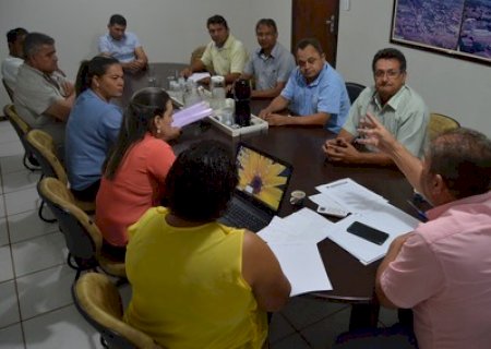 GERAÇÃO DE EMPREGOS É PAUTA DE REUNIÃO ENTRE O PREFEITO DE NOVO HORIZONTE DO SUL E DOS VEREADORES MUNICIPAIS