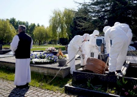 Coronavírus no mundo: Espanha tem 769 mortes em um dia; Irã chega a 2.378