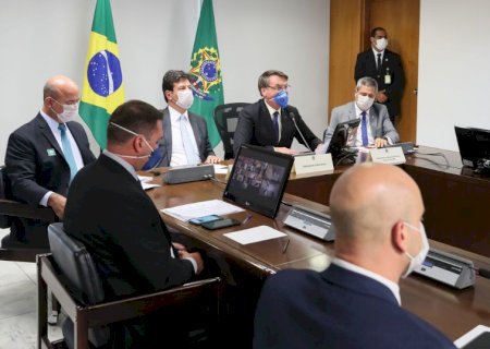 Bolsonaro pede apoio de empresários no combate ao coronavírus