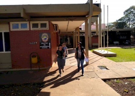 Pai é solto e madrasta condenada a 17 anos de prisão por matar enteado
