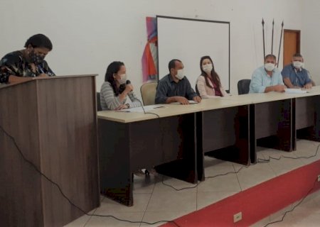 PREFEITURA DE NOVO HORIZONTE DO SUL REÚNE COM COMERCIANTES E LIDERES RELIGIOSOS PARA DISCUTIR MEDIDAS PREVENTIVAS CONTRA O CORONAVÍRUS