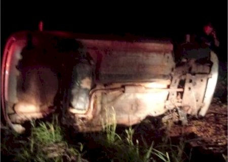 Motorista morre em colisão seguida de capotamento na MS-080