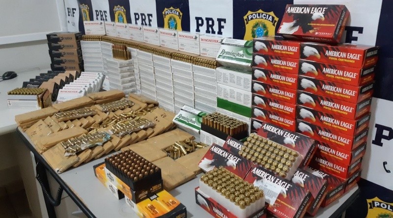 PRF apreende 6.060 munições em Água Clara (MS)