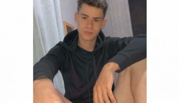 Jovem morre em acidente de moto.