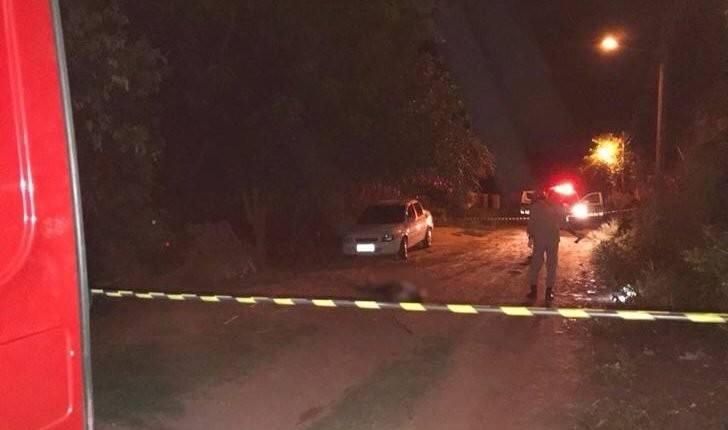 Filho mata idoso de 71 anos com golpe de tesoura no peito em cidade de MS