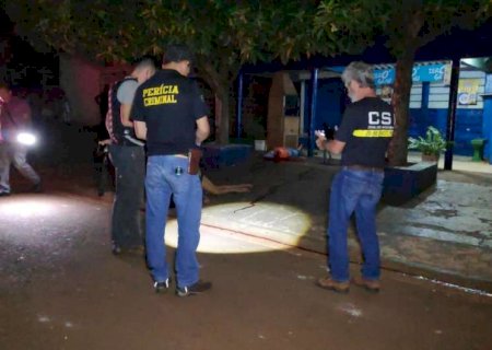 Mulher executada ao lado de companheiro completaria 30 anos nesta segunda