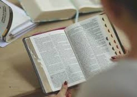 “Respondeu, pois, Jesus, e disse-lhes: