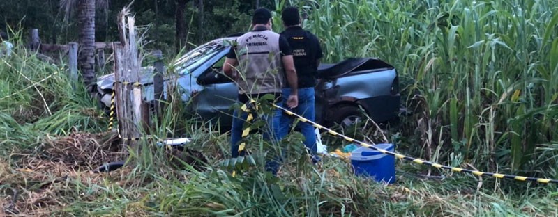 Vítima de acidente na MS-450 morre após perder controle do carro e colidir com árvore