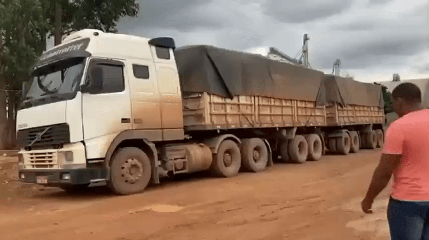 Conheça a história de seu Ademir e seu Volvo FH 420 com cabine gigante