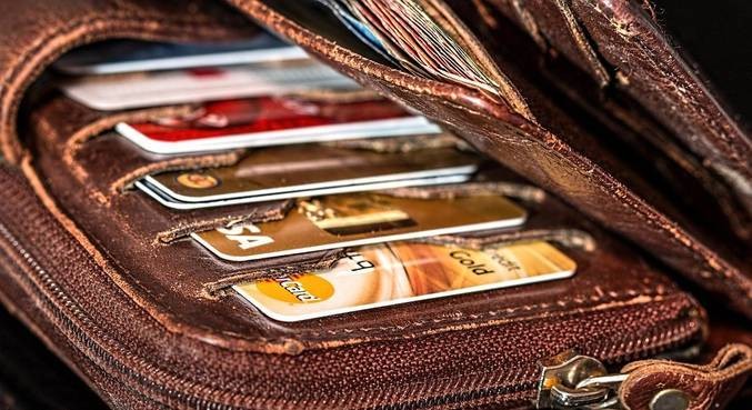 Em um mês, mais de 1 milhão de pessoas ficaram inadimplentes