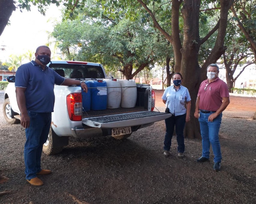Alcoolvale doa 1,7 mil litros de álcool para instituições de saúde e segurança pública