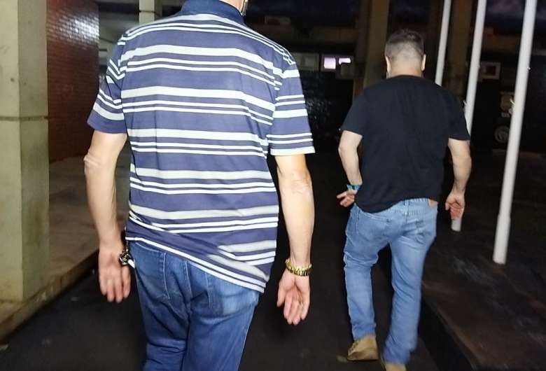 Marido de mulher executada em emboscada é encaminhado para prestar depoimento