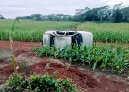 Douradense morre após capotar carro na MS-470