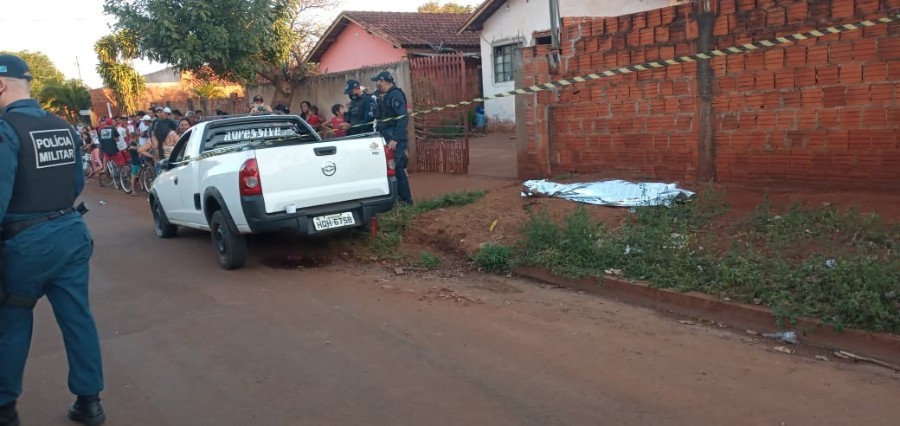 Menino morre atropelado e motorista foge do local