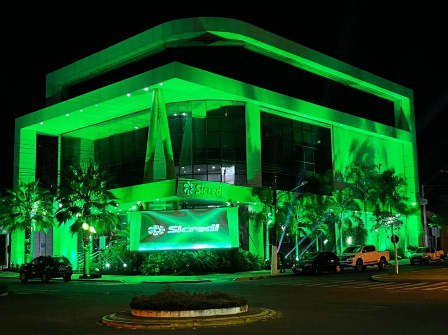 Sicredi Centro-Sul MS comemora 32 anos de conquistas