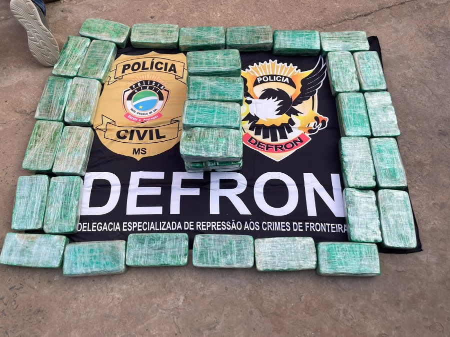 Polícia Civil apreende 46kg de cocaína e prende 7 suspeitos de tráfico de drogas