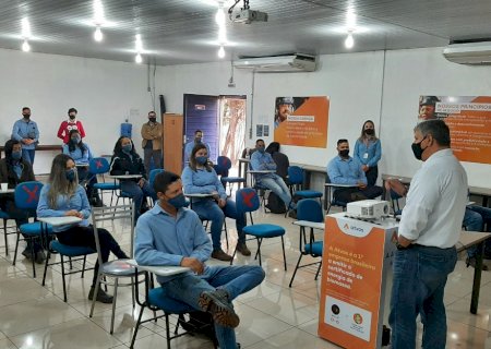 Atvos qualifica jovens para o mercado de trabalho