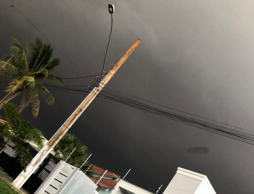 MS já registra rajadas de vento de 84 km/h com muita poeira e pouca chuva