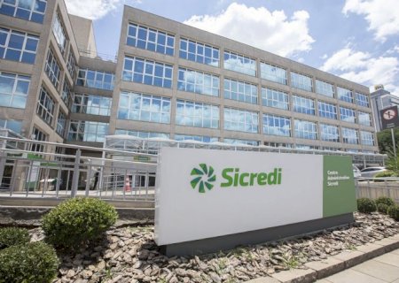Sicredi é reconhecido em quatro premiações nacionais