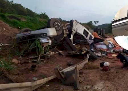 Morador de Naviraí sofre acidente com carreta fica preso às ferragens e morre no Nortão