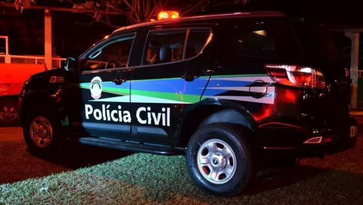 Homem enforca mulher e agride filho com necessidades especiais após término de relacionamento
