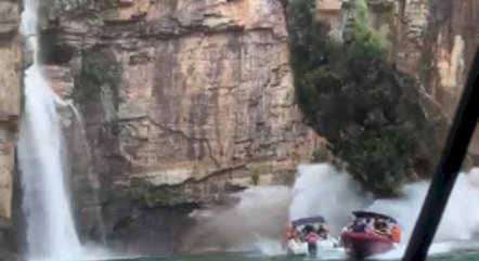Rocha atinge pelo menos trêss lanchas e deixa seis mortos  em Capitólio (MG)