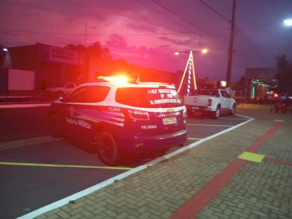 Novo Horizonte do Sul - Polícia Militar prende jovem por prática de direção perigosa