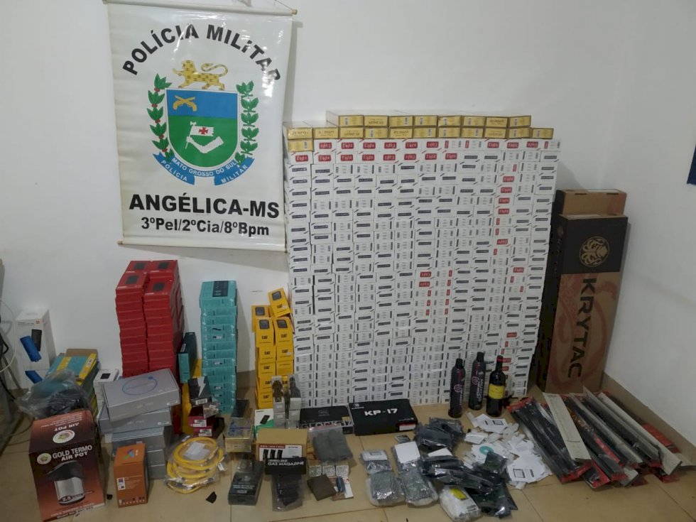 Angélica - PM apreende mercadorias avaliadas em mais de R$ 50 mil reais contrabandeadas do Paraguai .