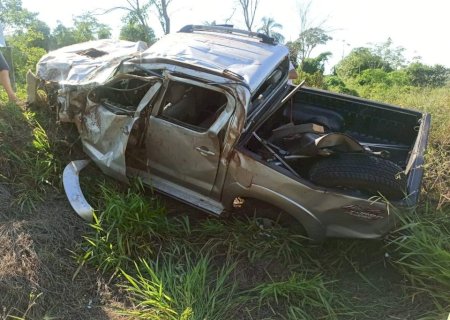 Novo Horizonte do Sul - Família sai ilesa de acidente na rodovia  MS-475.