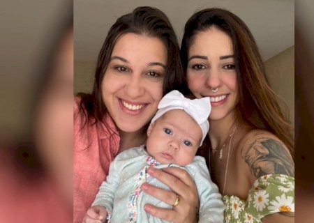 Bebê com apenas 2 meses de vida surpreende ao falar ‘bom dia’, em Goiânia