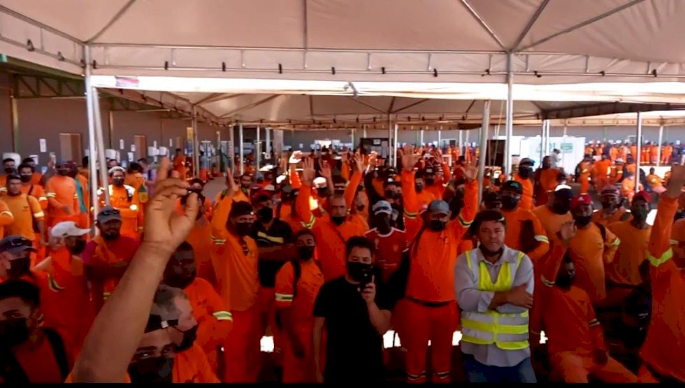 Em meio à paralisação, sindicato é confirmado em \'chão de fábrica\' de Ribas do Rio Pardo