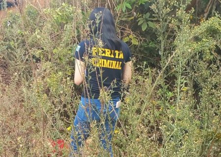 Homem é encontrado morto, com sinais de violência no corpo.