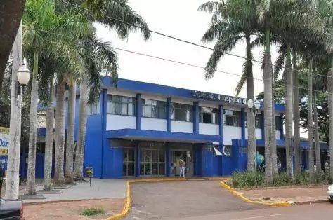 Adolescente é internado em estado grave após levar 10 facadas