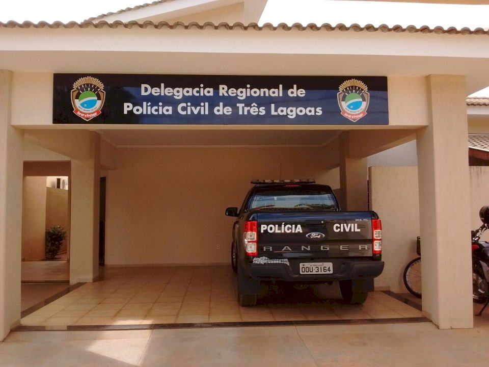 Morador mata ladrão a facadas após ter casa invadida durante a madrugada