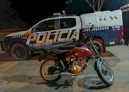Angélica - Polícia Militar conduz adolescente para a delegacia por dirigir sem possuir CNH