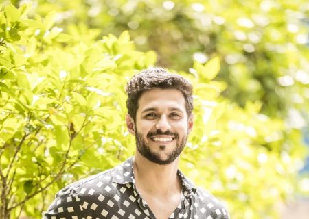 ESTADO DE EX-BBB RODRIGO MUSSI É GRAVE. MOTORISTA DO CARRO DE APLICATIVO DIZ QUE DEVE TER DADO UMA COCHILADA