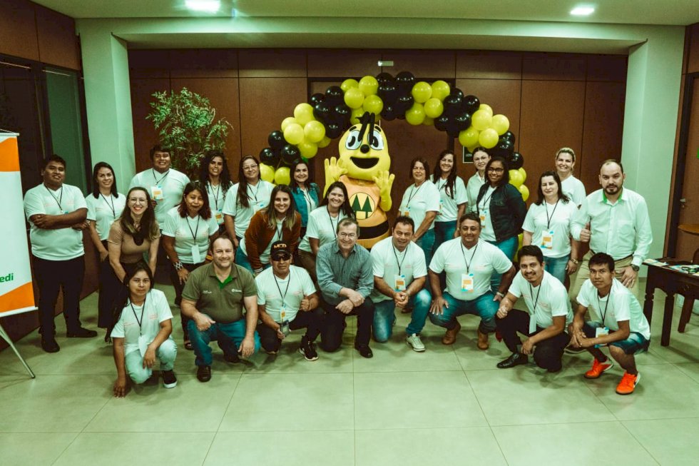Sicredi Centro Sul-MS realiza formação de educadores no Programa União Faz a Vida.