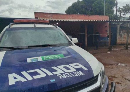 Mulher espancada até a morte morava de favor na casa da irmã do suspeito