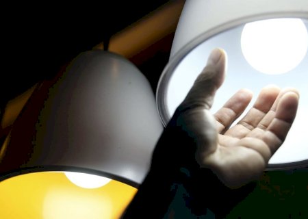 Senado aprova PL que devolve valores pagos a mais na conta de luz