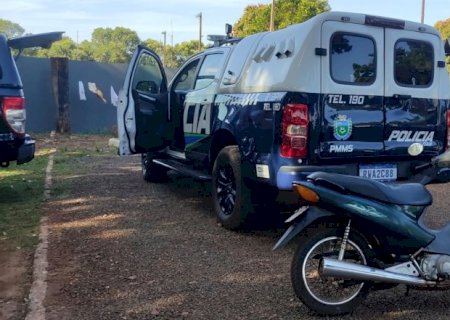 ANGÉLICA - Polícia Militar prende homem após furtar motocicleta.