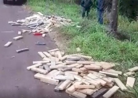 Traficante fica em estado Traficante fica em estado grave e morre no hospital após capotamento  de veículo com 400kg de droga  na BR - 376.