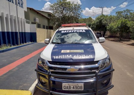 Batayporã - Polícia Militar prende homem por violação de domicílio e ato obsceno