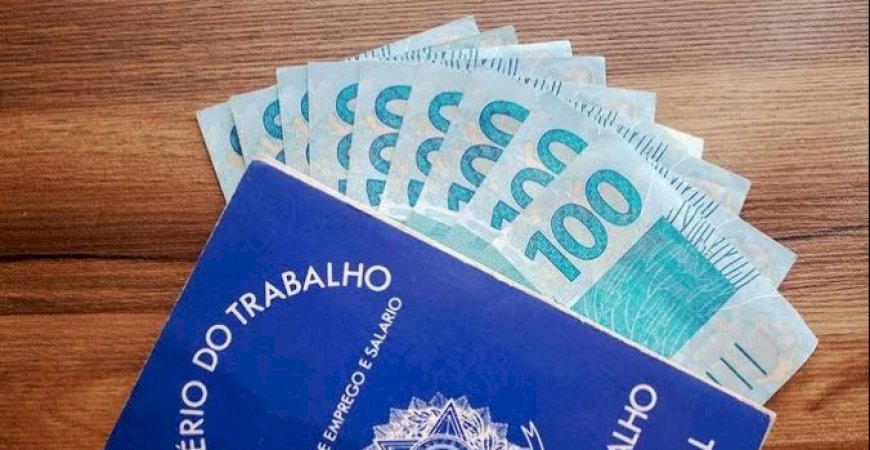Presidente eleito pode anunciar novo salário mínimo no valor de 1.320.00
