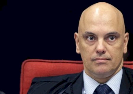 Moraes nega pedido do PL e condena coligação de Bolsonaro a pagar multa de R$ 22,9 milhões.